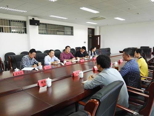 说明: //chessapp.net/__local/1/E7/F7/0B006B78EBB9373ABF8BCDC74E4_AAB12F1C_46013.jpg